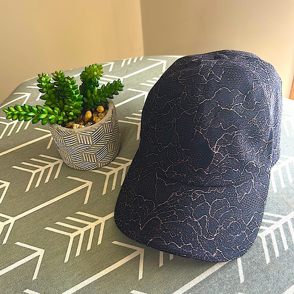 lululemon athletica Accessories - Lululemon O/S Black Baller ⛹️‍♀️ Hat 🧢 Run